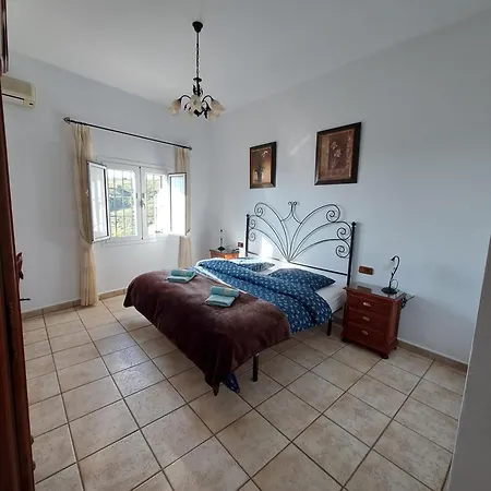 La Casa Del Corazon - Seaview - Breakfast - Netflix *