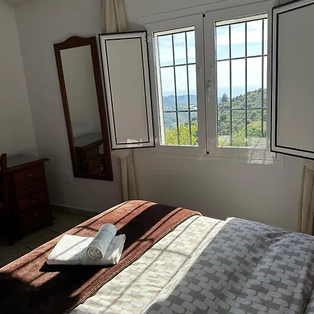 La Casa Del Corazon - Seaview - Breakfast - Netflix
